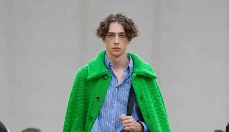 income-of-models-in-turkey-and-modeling-conditions-country-768x1152